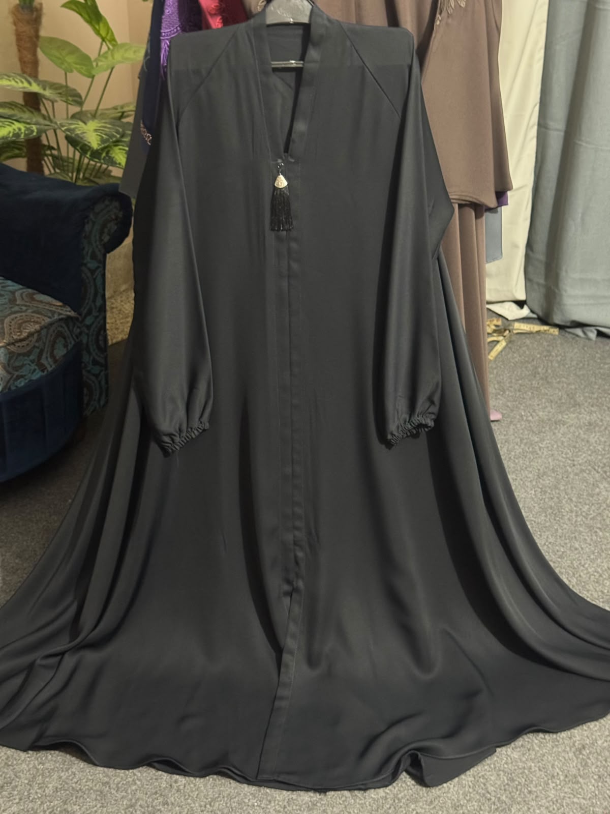 Premium Nida Black Front Open Abaya with Tassel (Elastic Cuffs)